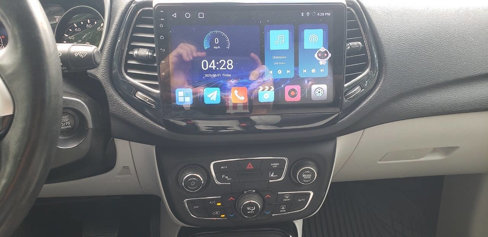 Used 2018 Jeep Compass Limited w/ Navigation Group image 13