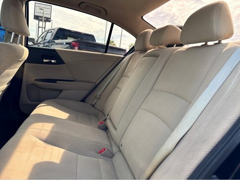 Used 2016 Honda Accord EX image 21