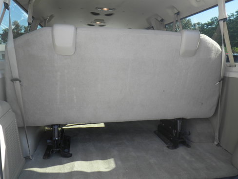 Used 2014 Ford E-350 and Econoline 350 XLT image 18