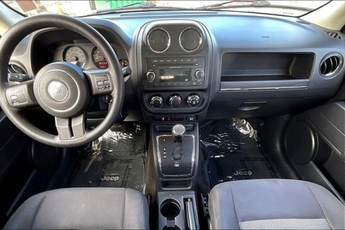 Used 2015 Jeep Patriot Sport image 13