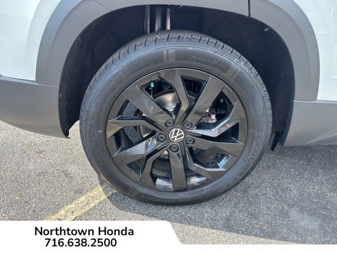 Used 2022 Volkswagen Taos SE image 13