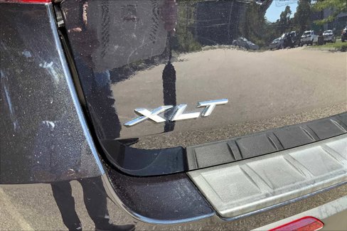 Used 2021 Ford Explorer XLT w/ Equipment Group 202A image 9