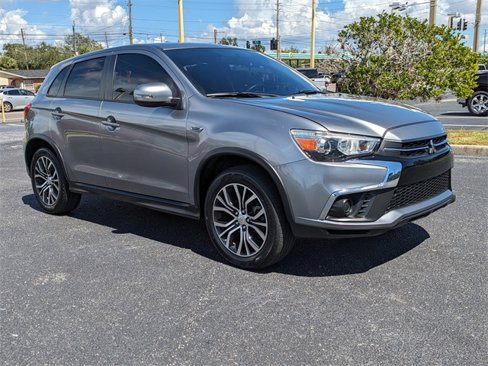 Used 2018 Mitsubishi Outlander Sport ES image 3