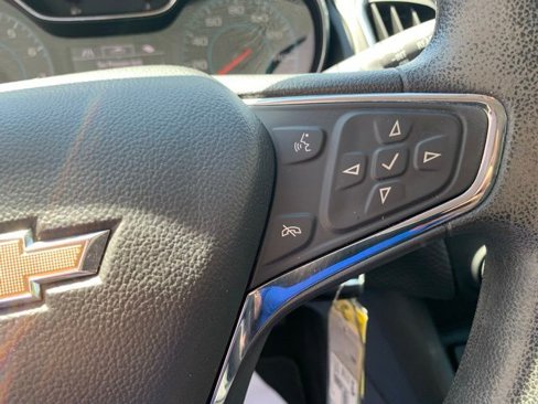 Used 2017 Chevrolet Cruze LT image 22