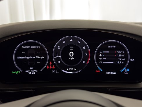 New 2026 Porsche Cayenne Coupe image 17