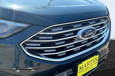 Used 2024 Ford Edge Titanium image 28