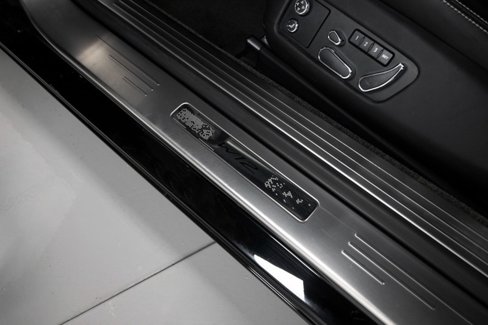 Used 2017 Bentley Continental GT image 34