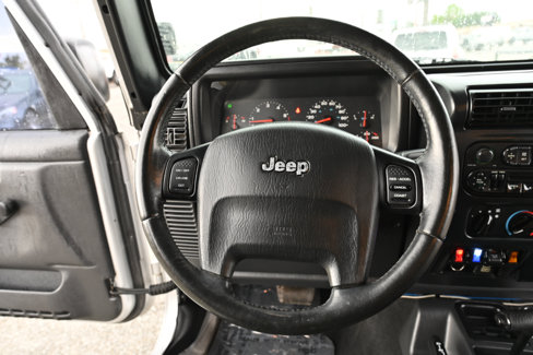 Used 2004 Jeep Wrangler 4WD image 21