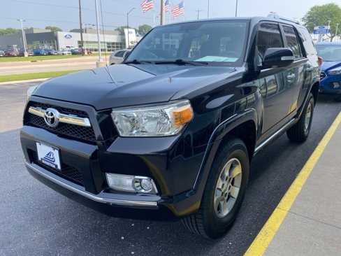 Used 2013 Toyota 4Runner SR5 image 3