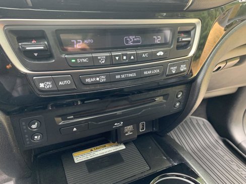 Used 2019 Honda Pilot Elite image 50