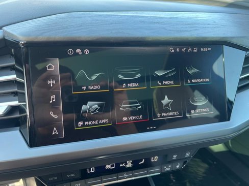 Used 2023 Audi Q4 e-tron Premium Plus w/ Premium Plus image 26