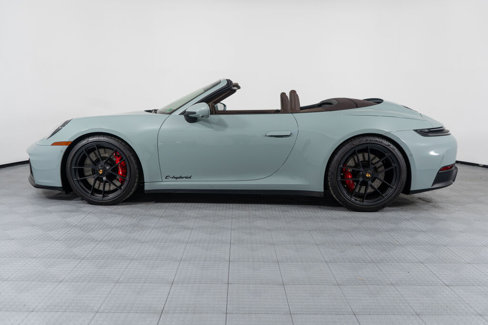 Used 2025 Porsche 911 GTS image 8