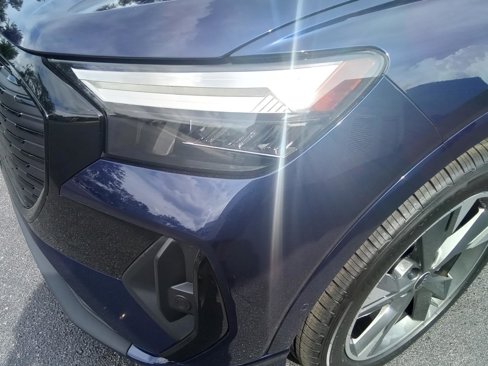 Certified 2024 Audi Q4 e-tron Premium Plus image 7