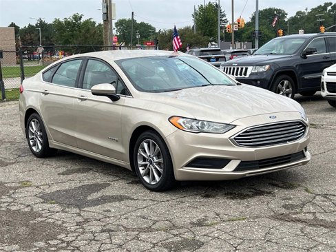Used 2017 Ford Fusion SE image 7