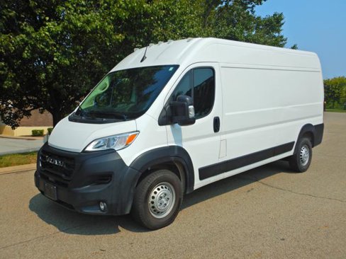 Used 2024 RAM ProMaster 2500 w/ Convenience Group image 1