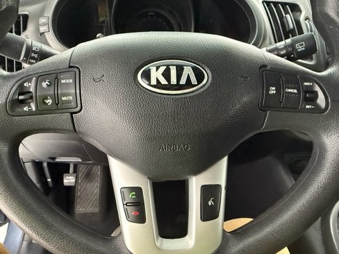 Used 2013 Kia Sportage LX w/ Convenience Pkg image 9