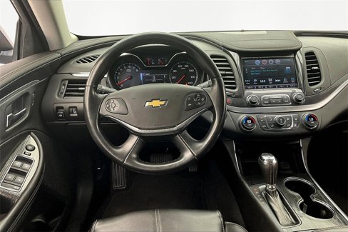 Used 2018 Chevrolet Impala LT image 5