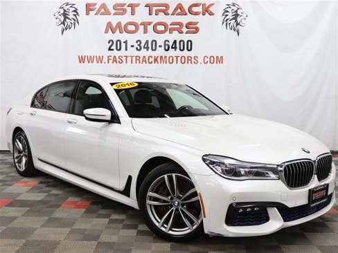 Used 2016 BMW 750i xDrive image 3