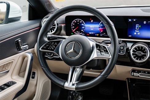 Used 2025 Mercedes-Benz CLA 250 4MATIC image 13
