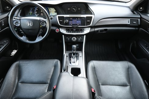 Used 2015 Honda Accord Touring image 32