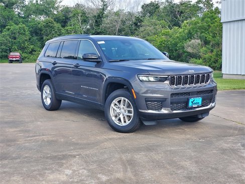 New 2025 Jeep Grand Cherokee L Laredo image 31