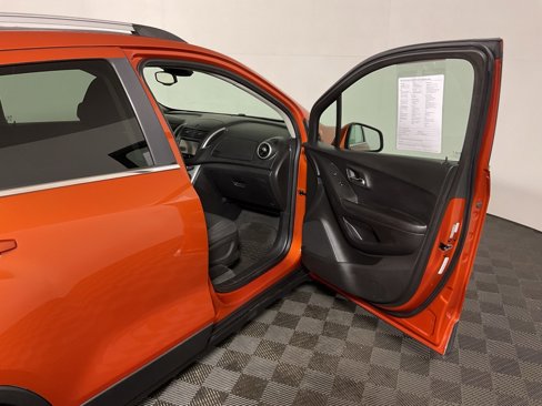 Used 2016 Chevrolet Trax LT image 31