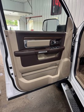 Used 2014 RAM 2500 Laramie image 10