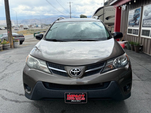 Used 2015 Toyota RAV4 LE image 3