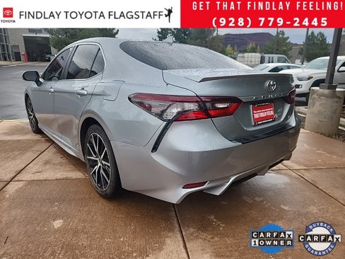 Used 2023 Toyota Camry SE image 7
