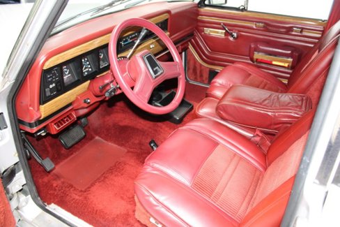 Used 1986 Jeep Grand Wagoneer image 6