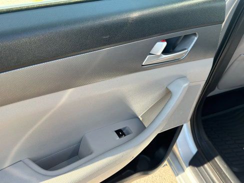 Used 2017 Hyundai Sonata SE image 42