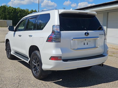 Used 2022 Lexus GX 460 Premium image 3