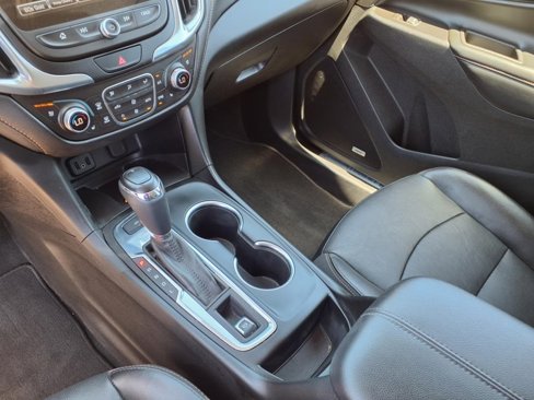 Used 2018 Chevrolet Equinox Premier image 11