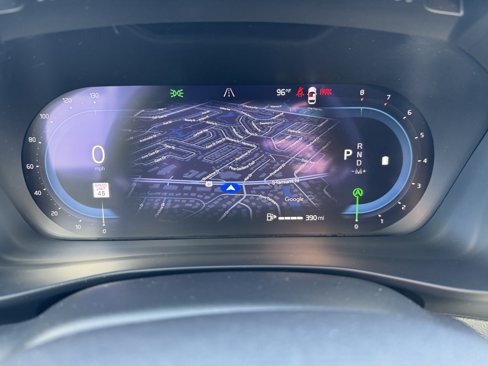 Certified 2024 Volvo XC40 B5 Plus image 33