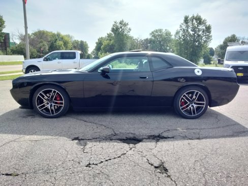 Used 2009 Dodge Challenger SRT8 w/ SRT Option Group II image 5