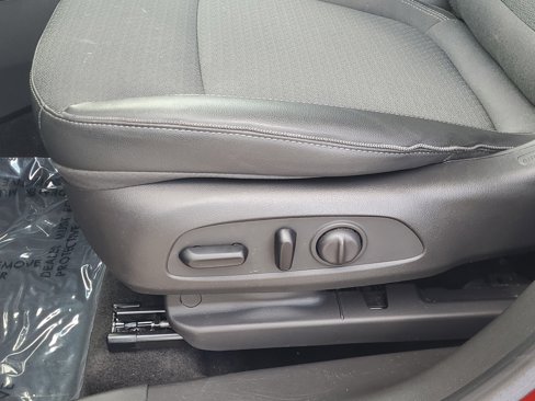 Used 2022 Buick Encore GX Preferred w/ Cold Weather Comfort Package image 18