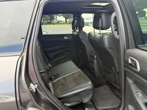Used 2019 Jeep Grand Cherokee Altitude image 13