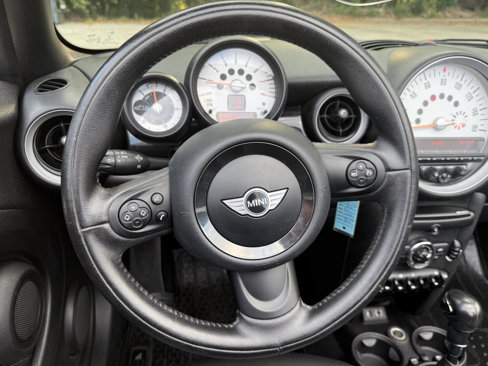 Used 2014 MINI Cooper Convertible image 27