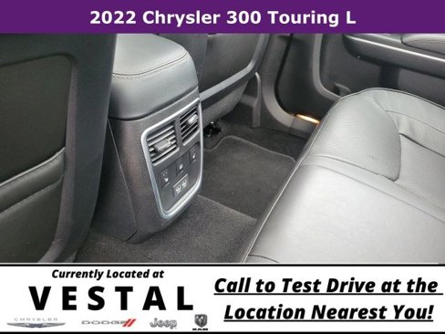Used 2022 Chrysler 300 Touring L w/ Popular Equipment Group image 10