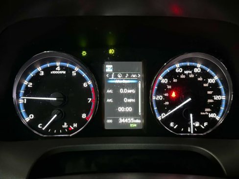 Used 2018 Toyota RAV4 Limited image 19