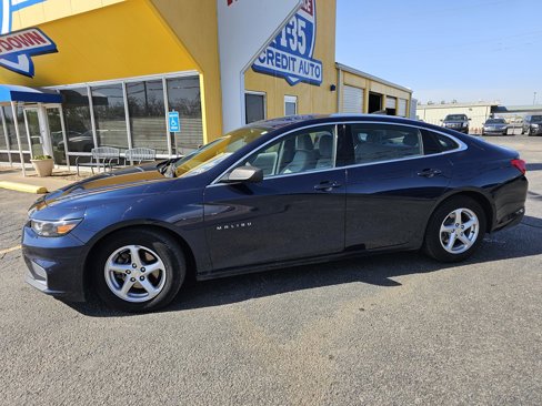 Used 2017 Chevrolet Malibu LS image 24