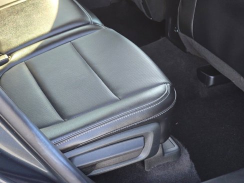 Used 2022 Ford Escape SEL w/ Technology Package image 11