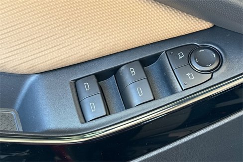 New 2026 Chevrolet Equinox ACTIV w/ Safety and Technology Package image 15