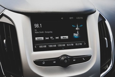 Used 2018 Chevrolet Cruze LS image 12