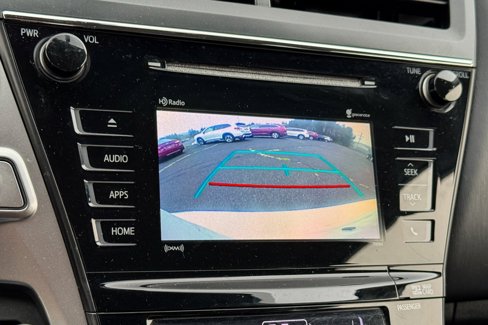 Used 2017 Toyota Prius V Four image 18