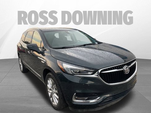 Used 2021 Buick Enclave Essence w/ Sound and Sites Package image 3