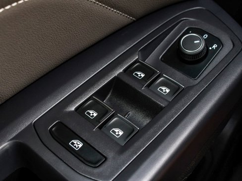 Used 2021 Volkswagen Atlas SE image 10