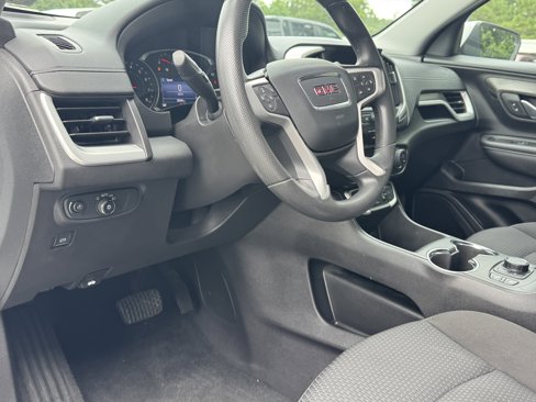 Used 2022 GMC Terrain SLE w/ Driver Convenience Package image 7