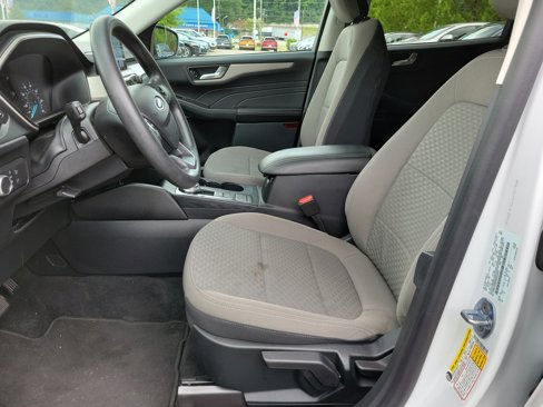 Used 2021 Ford Escape SE image 13