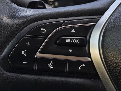 Used 2022 INFINITI QX50 Essential image 17